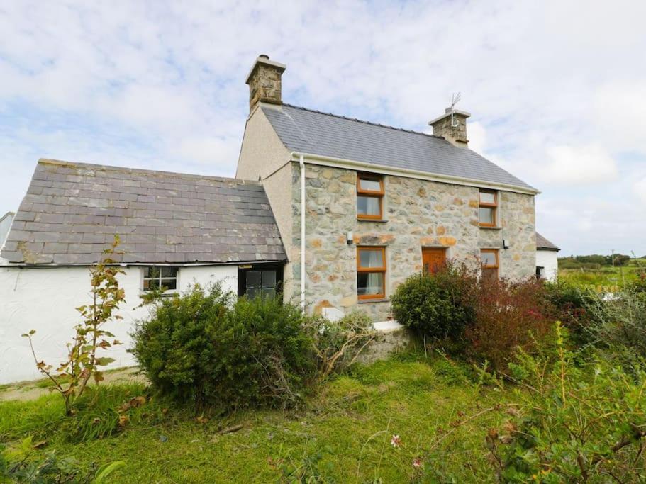 Ty Rhos, Farm Stay, Sleeps 4, Rhoshirwaun 2 Miles From אברדרון מראה חיצוני תמונה