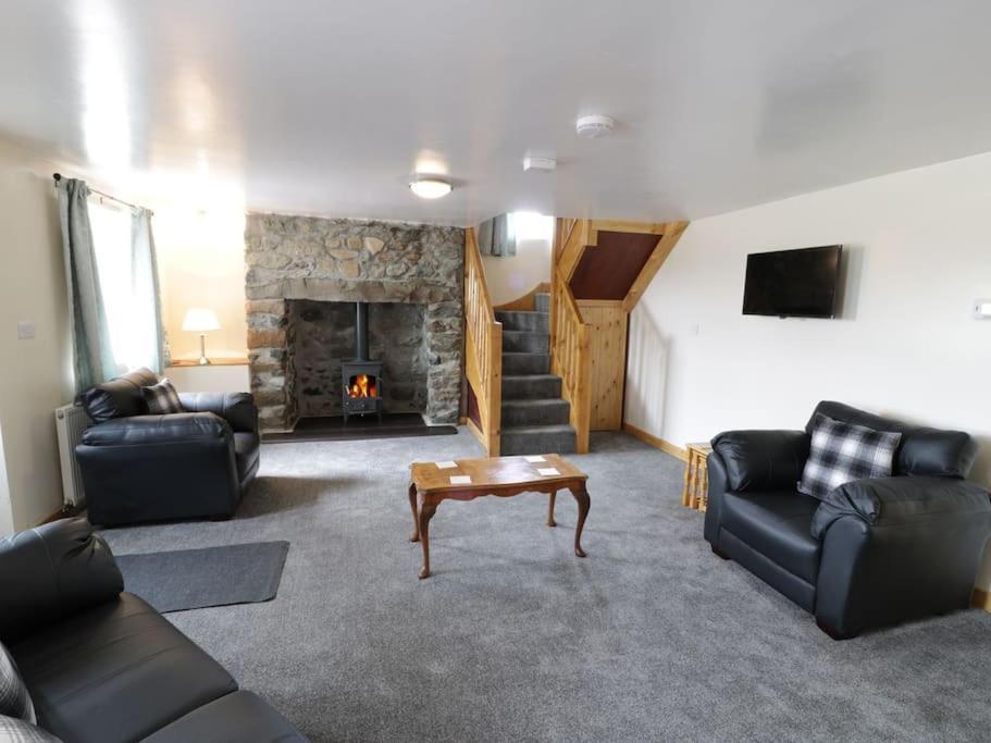 Ty Rhos, Farm Stay, Sleeps 4, Rhoshirwaun 2 Miles From אברדרון מראה חיצוני תמונה